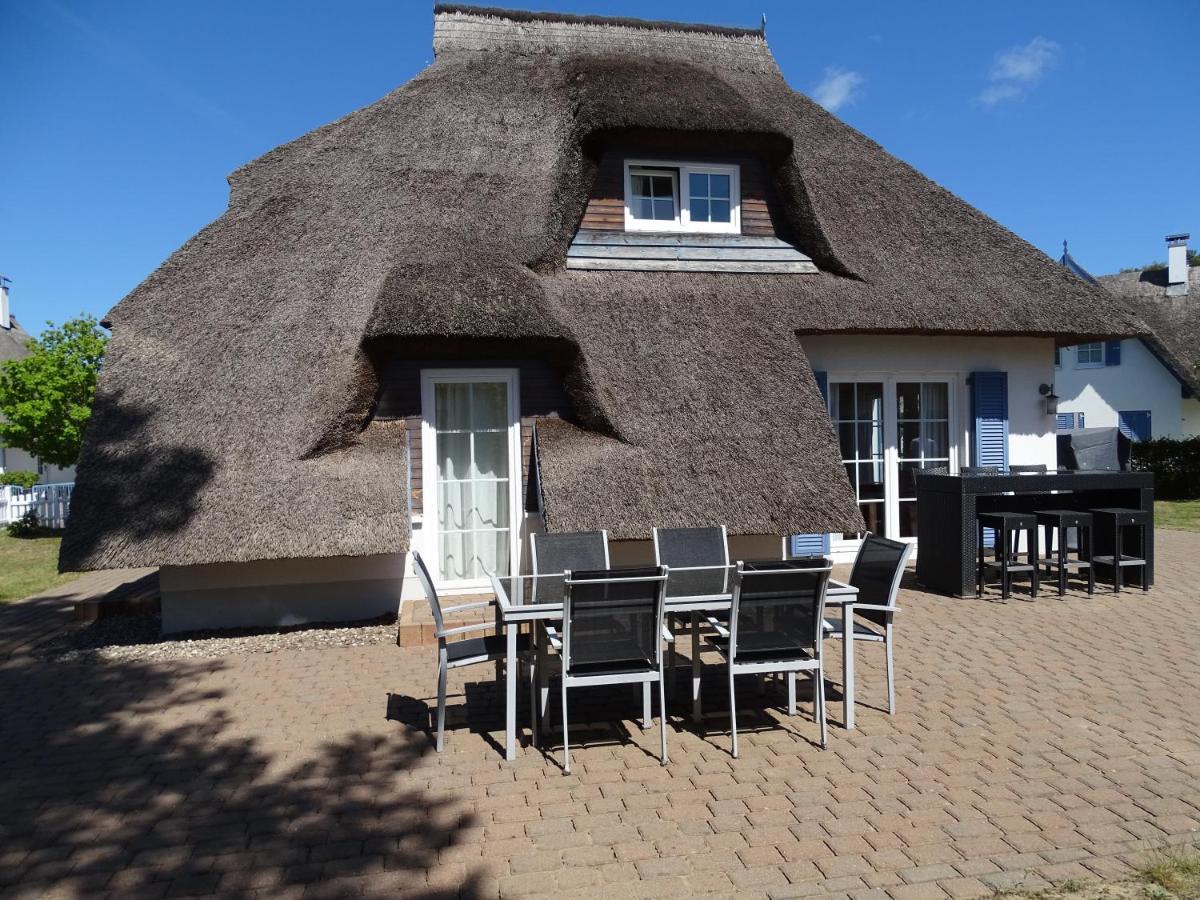 Reetdachhaus Direkt Am Meer Fuer 6 Personen!! Karlshagen Luaran gambar