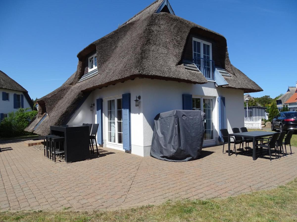 Reetdachhaus Direkt Am Meer Fuer 6 Personen!! Karlshagen Luaran gambar